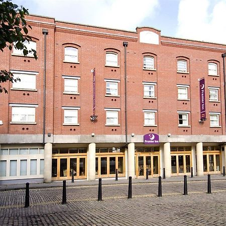 Premier Inn Bristol City Centre King Street Esterno foto
