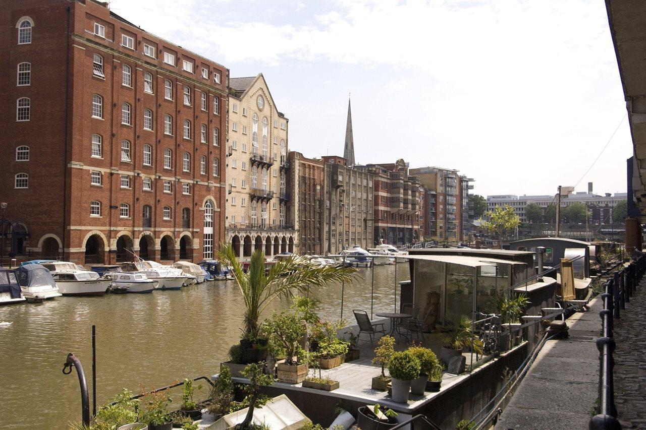 Premier Inn Bristol City Centre King Street Esterno foto