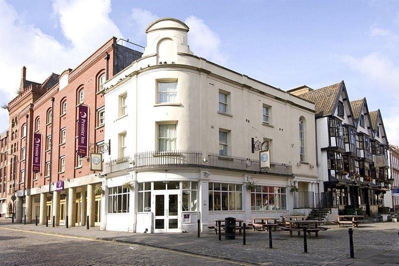 Premier Inn Bristol City Centre King Street Esterno foto